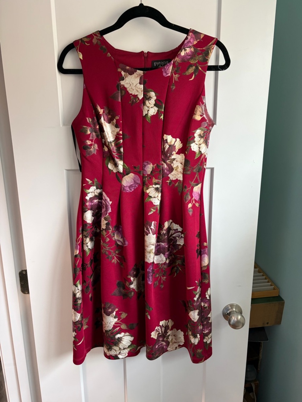 Enfocus Studio Floral Sleeveless Fit-and-Flare Dress in Berry and Cream
